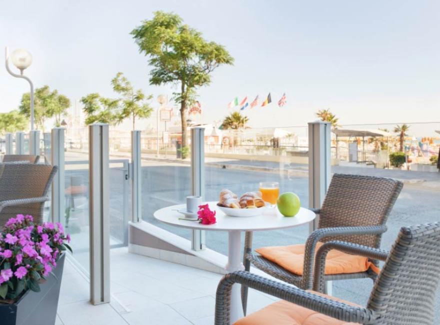 hotelholidaybeach it 1-it-50710-speciale-fiere-e-capodanno 010